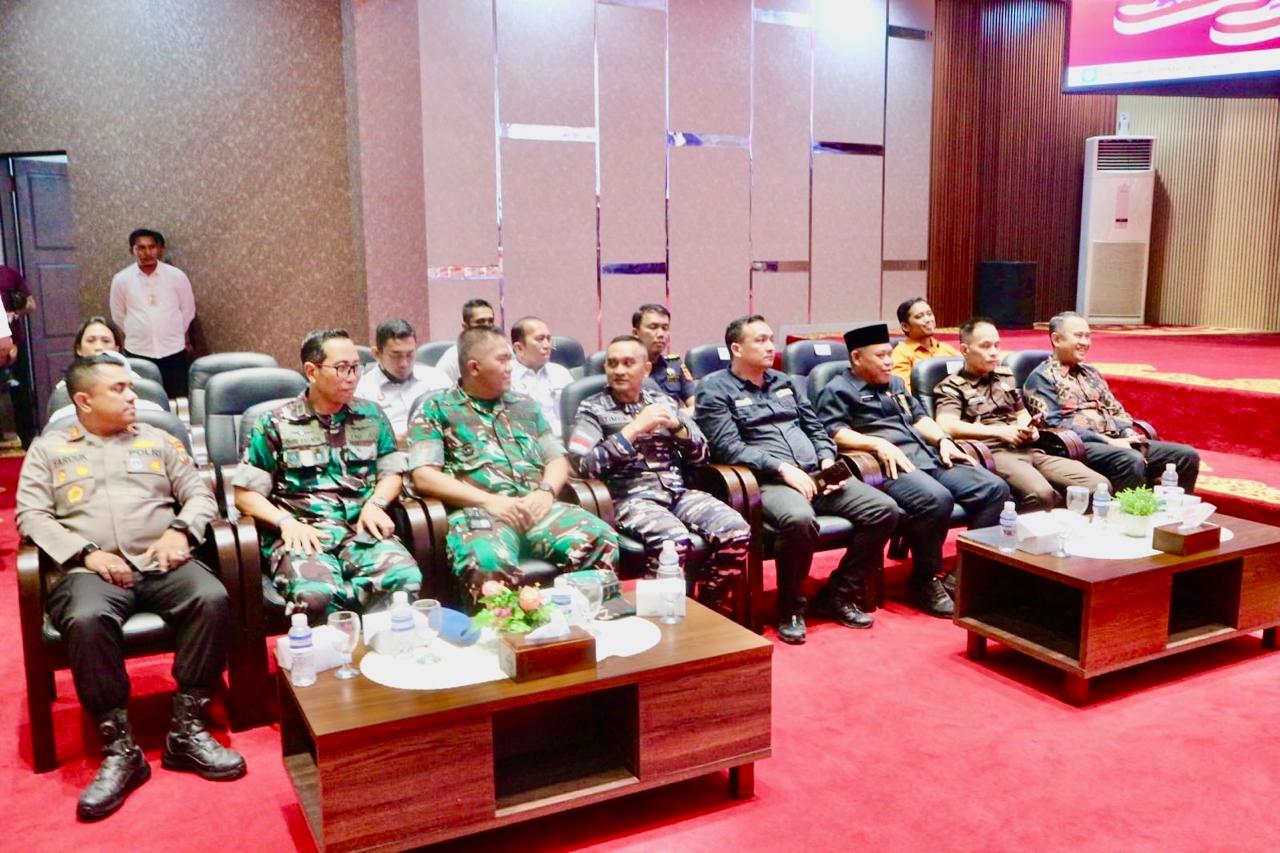 Danlanal Bintan Wakili Dankodaeral IV Hadiri Rapat Paripurna DPRD Kepri