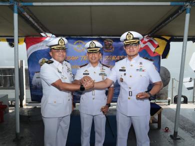 Jabatan Strategis Komandan KRI Teluk Manado-537 Resmi Diserahterimakan