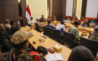 PANSUS REFORMA AGRARIA DAN PTSL TERIMA 3.401 PENGADUAN PERTANAHAN PANSUS REFORMA AGRARIA DAN PTSL TERIMA 3.401 PENGADUAN PERTANAHAN