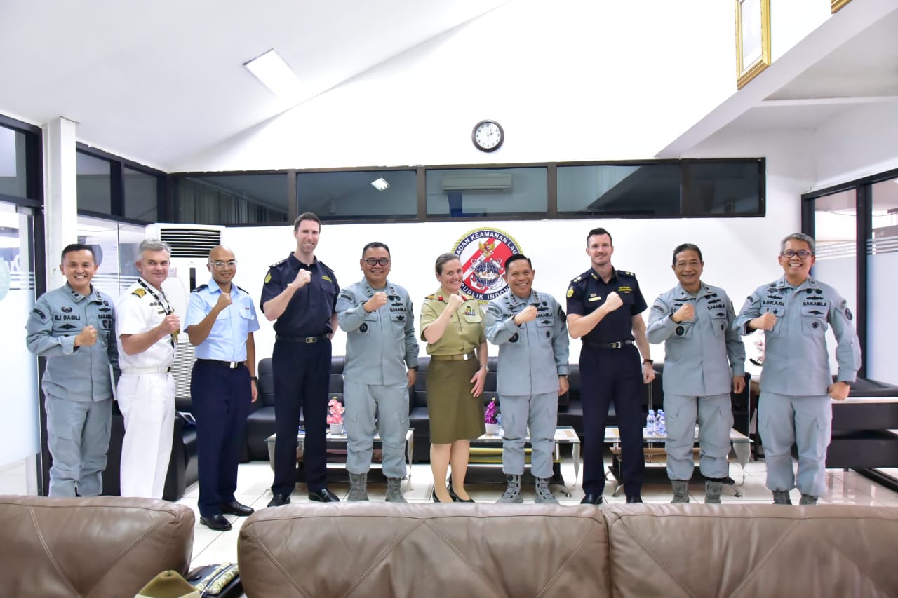 Kepala Bakamla RI Terima Kunjungan Kehormatan Commander Indo-Pacific Endeavour 2025