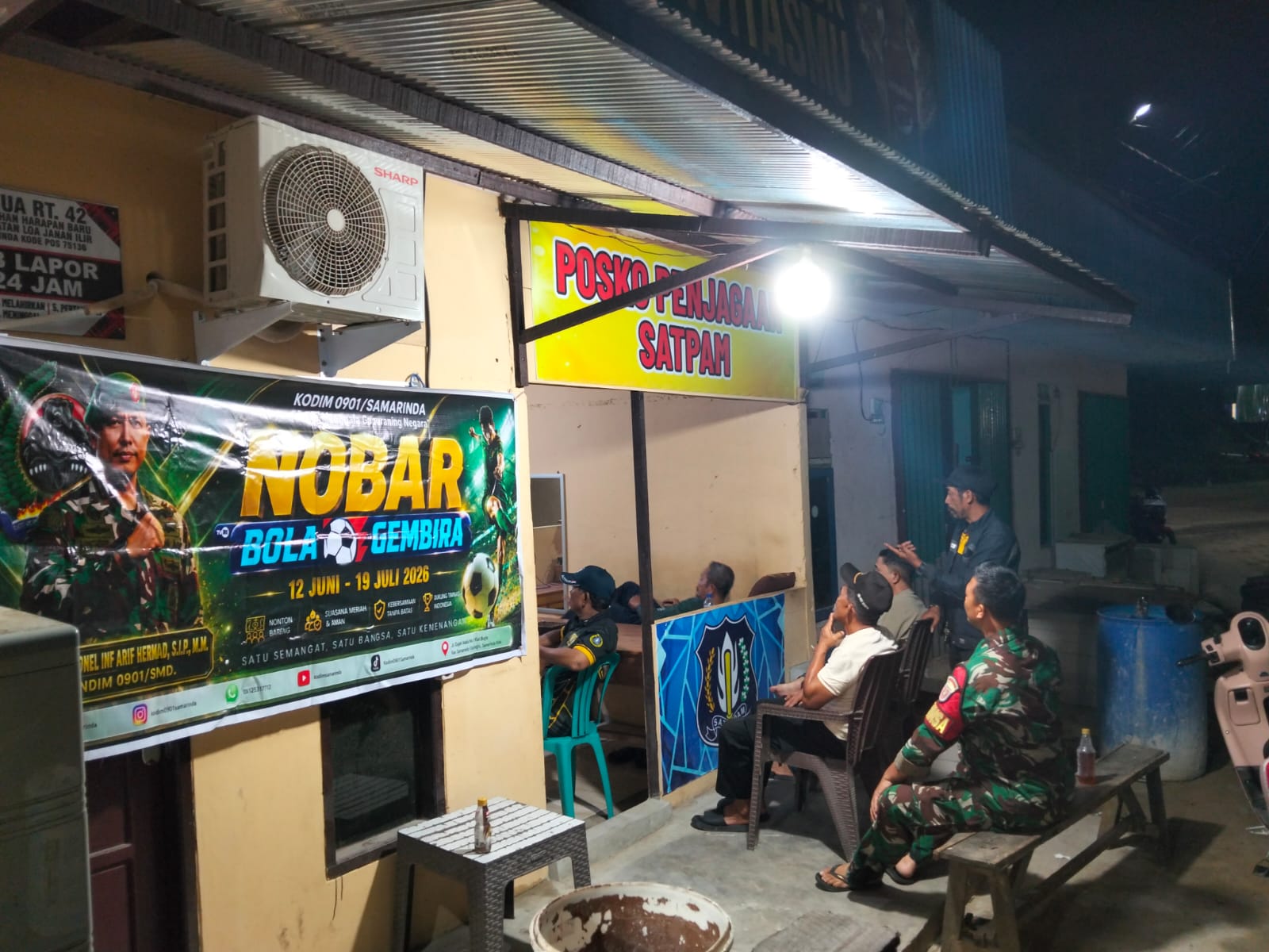 BABINSA HARAPAN BARU NOBAR GEMBIRA PIALA DUNIA 2026 BERSAMA WARGA
