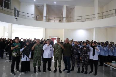 Siapkan Generasi Teknokrat Maritim, Danlanal Dumai Bekali Taruna Poltek Kelautan dan Perikanan Denga Siapkan Generasi Teknokrat Maritim, Danlanal Dumai Bekali Taruna Poltek Kelautan dan Perikanan Denga