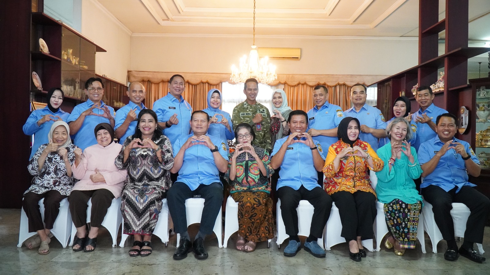 Anjangsana Ketua Umum PPAL dan Ketua PIPAL ke Kediaman Ketua HW ALRI Perkuat Silaturahmi dan Sinergi